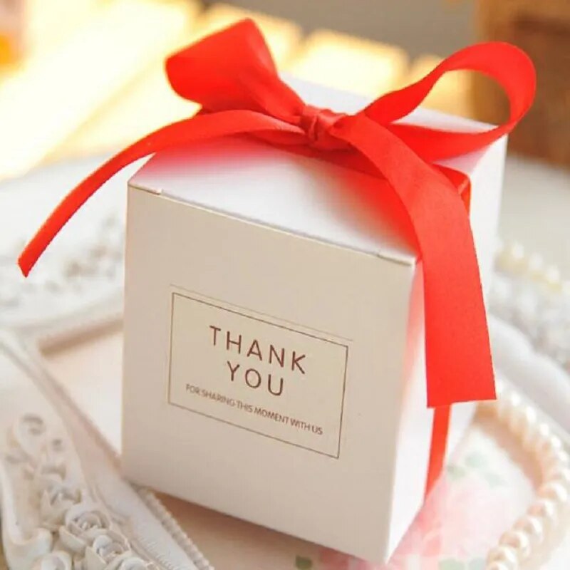 Simple White Cube Candy Boxes Wedding Party Supplies Gift Packing Box Baby Shown Favors Gift Bag