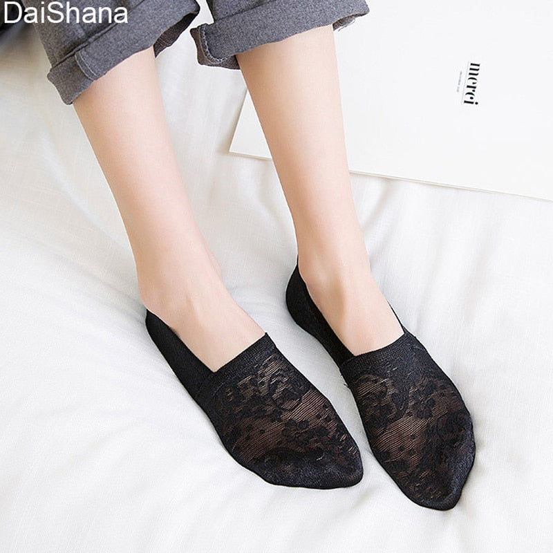 5 Pairs/lot New Fashion Women Girls Spring Summer Socks Style Lace Flower Short Sock Breathable Antiskid Invisible Ankle Socks