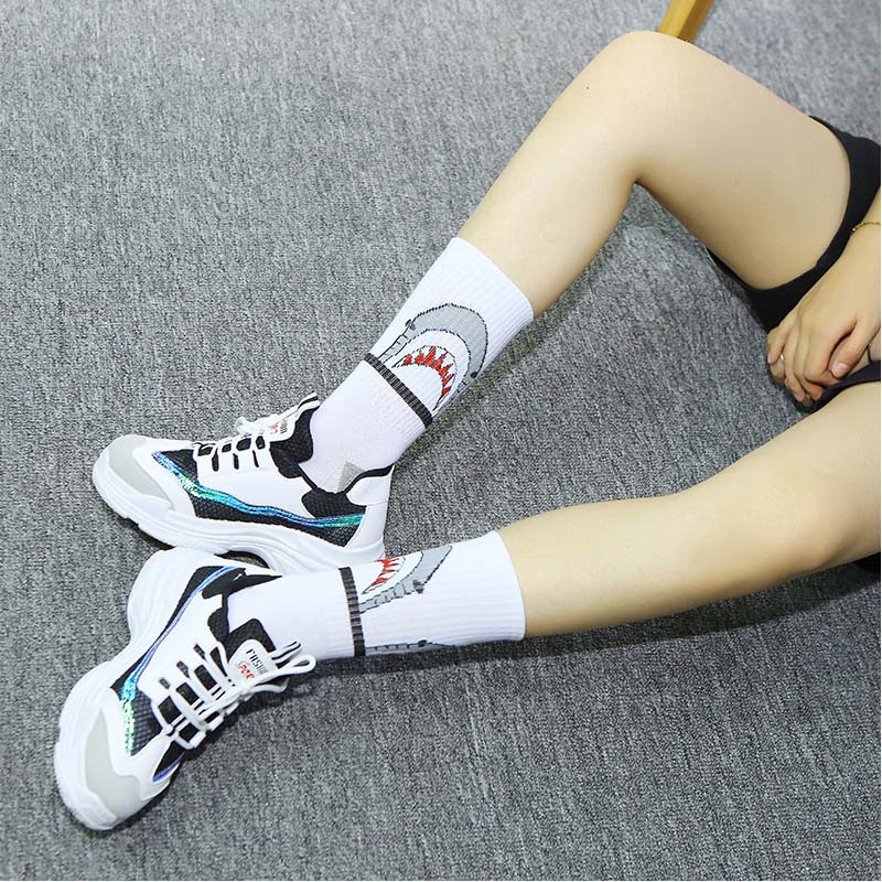 Fashion shark Hip Hop socks men long socks cartoon Hiphop Street Sport Skateboard black white crew socks street fashion gifts