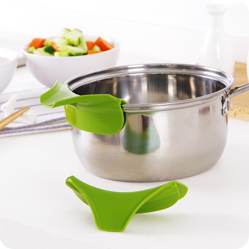 1pc Creative Silicone Funnel Kitchen Accessories Tools Pots and Pans To Prevent Spills Deflector Liquid Funnel Kitchen Gadgets