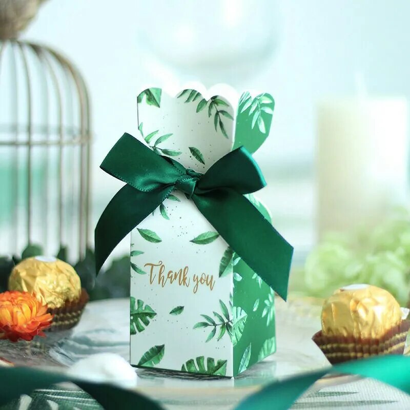 Birthday Party Christmas Supplies Wedding Favor Gift Decoration Green Paper Candy Boxes Gift Bag Wedding Gift Box Baby Favor