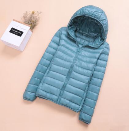 Spring Womens Down Jackets Ultra Light Winter Duck Down Coat Short Hoodie Puffer Jacket Parkas