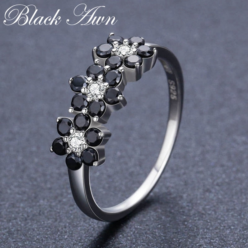 New Cute Silver Color Jewelry Flower Bague Black Spinel Wedding Rings for Women Girl Party Gift