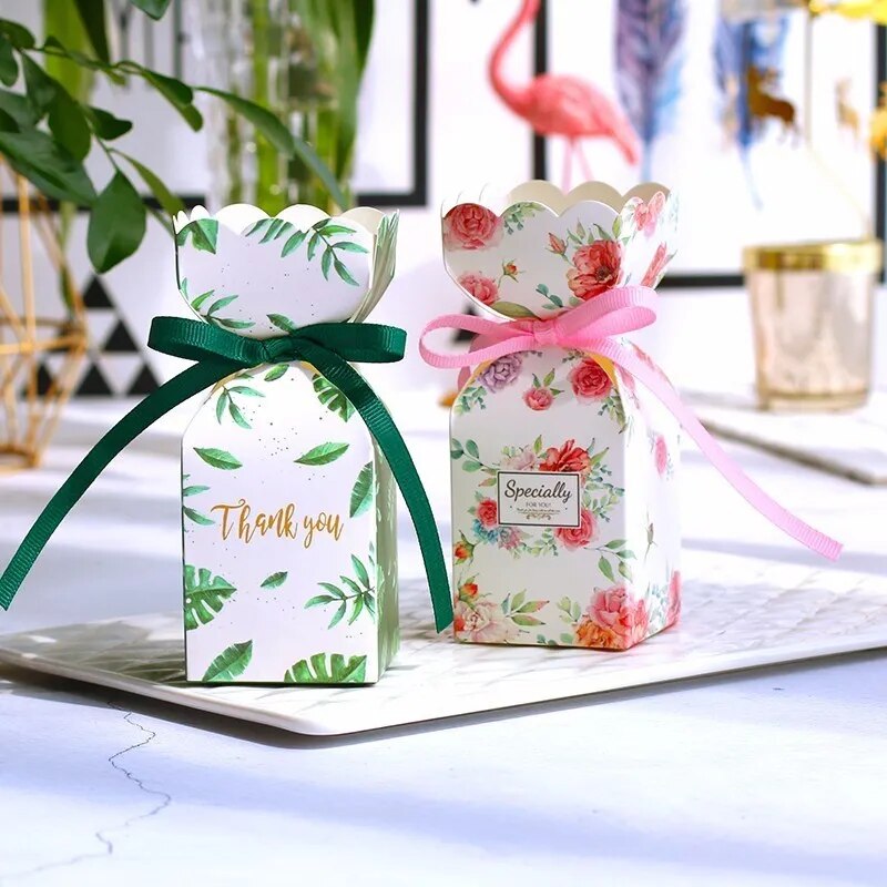 New Christmas Gift Box with Ribbon Wedding Favors Decoration and Baby Shower Candy Boxes for Girl Boy Birthday Party Supplies