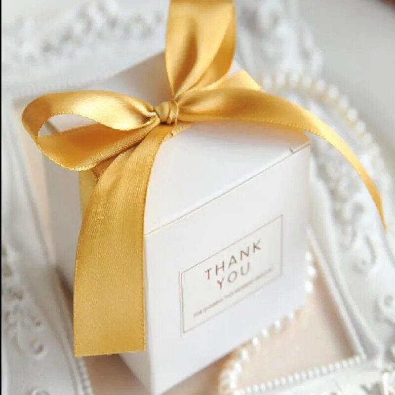 Simple White Cube Candy Boxes Wedding Party Supplies Gift Packing Box Baby Shown Favors Gift Bag