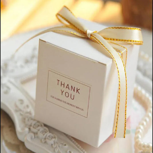 Simple White Cube Candy Boxes Wedding Party Supplies Gift Packing Box Baby Shown Favors Gift Bag