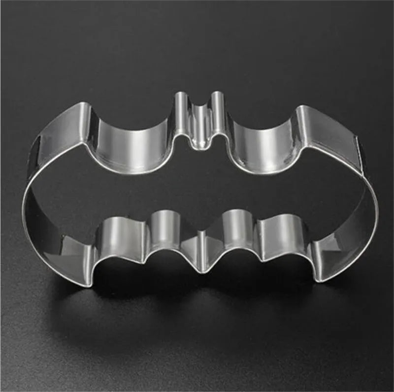 Halloween Cake Mold Bat Cookie Tool Cutter Biscuit Press Icing Set Stamp Mold Stainless Steel Pastry Tools Kitchen Accessories