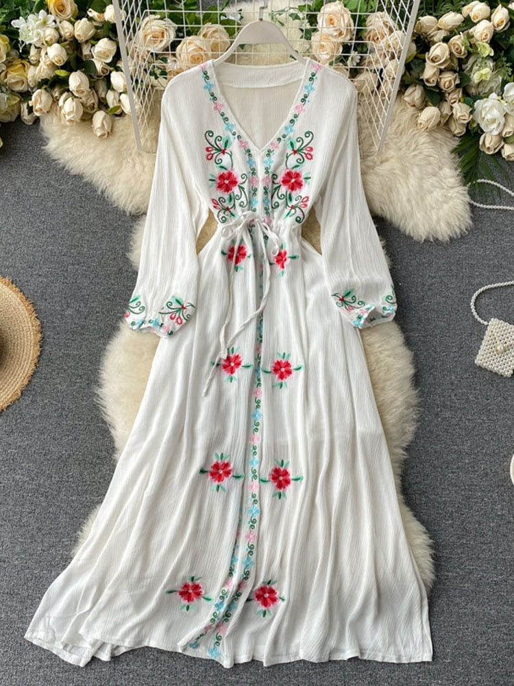 Women's Dress Travel Photography Holiday Long Dress New Retro Ethnic Style Embroidered V-neck Lantern Sleeve Dress