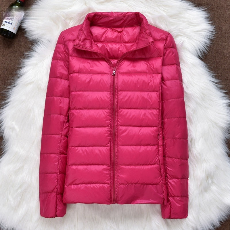 Women Ultralight Thin Down Jacket 90% White Duck Down Hooded Jackets Warm Coat Parka Female Portable Outwear