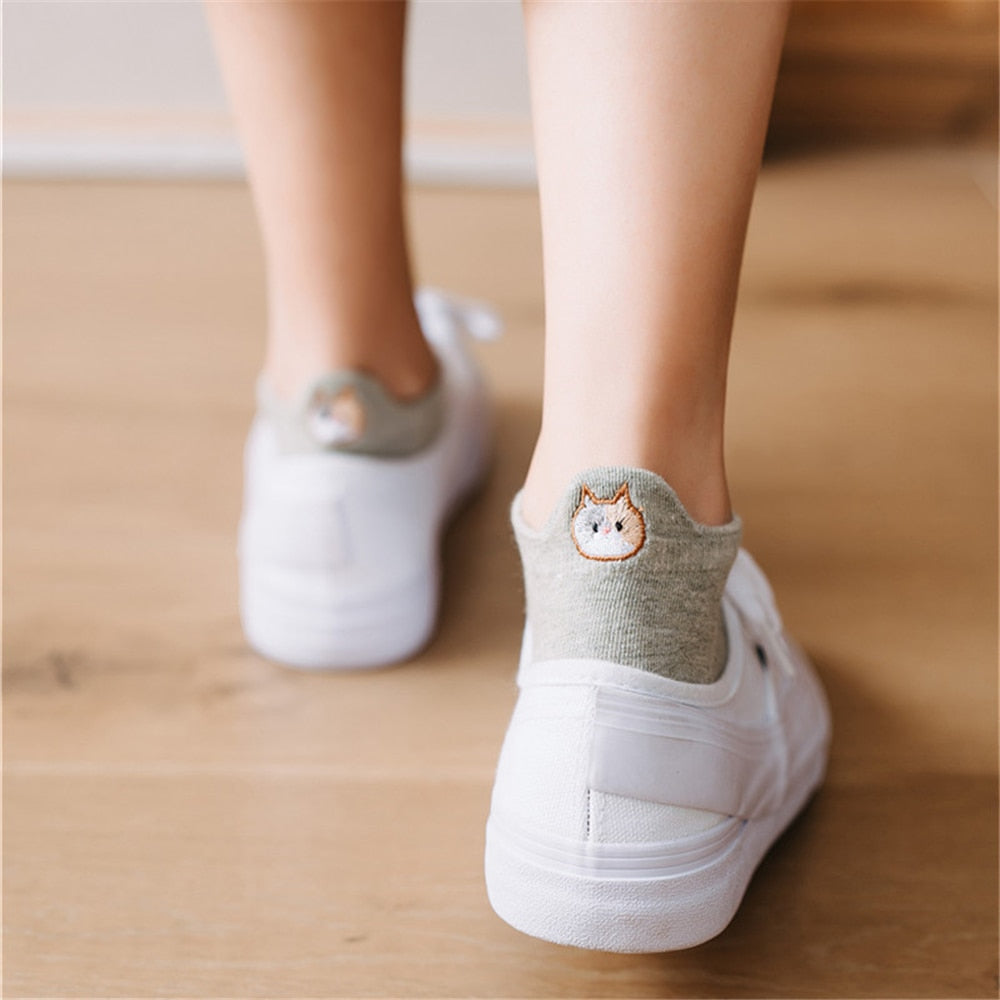 New Cute Summer Spring Embroidery Funny Cat Cotton Ankle Socks Women Happy Candy Color Fresh Youth Campus Kitten Sokken Dropship