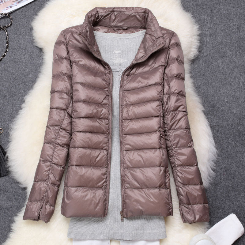 Women Ultralight Thin Down Jacket 90% White Duck Down Hooded Jackets Warm Coat Parka Female Portable Outwear