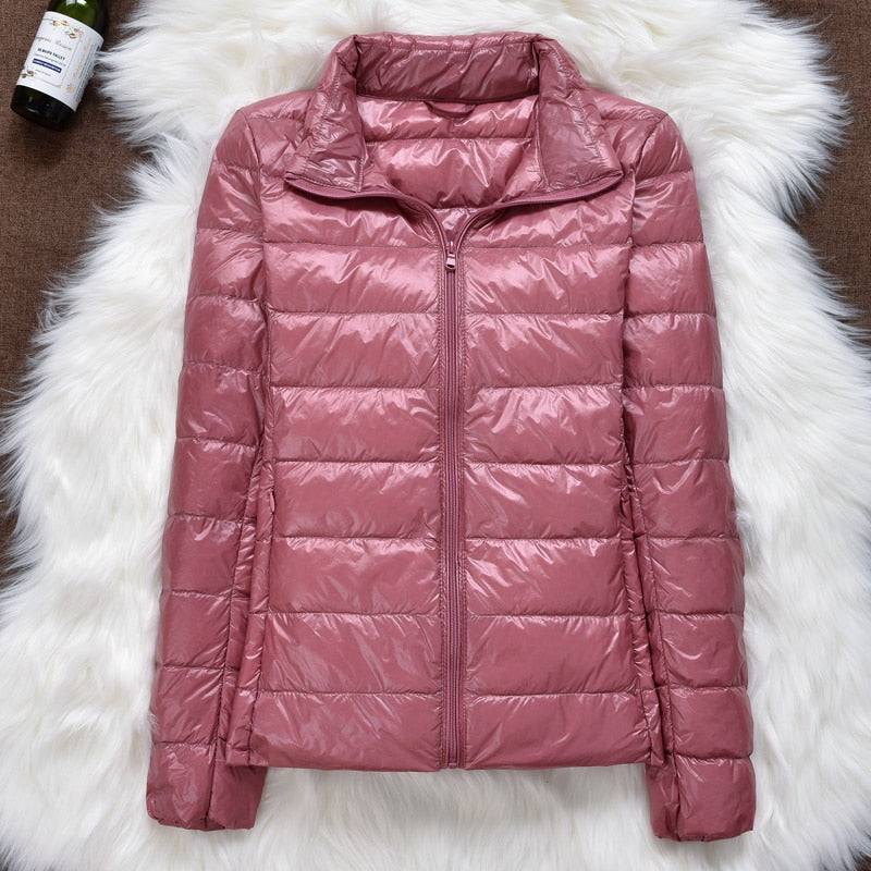 Women Ultralight Thin Down Jacket 90% White Duck Down Hooded Jackets Warm Coat Parka Female Portable Outwear