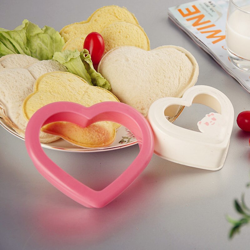 Cute Heart Shape Sandwich Cutter Bread Mold Toast Maker Cake Cookie Cutter Kitchen Breakfast Dessert DIY Tool