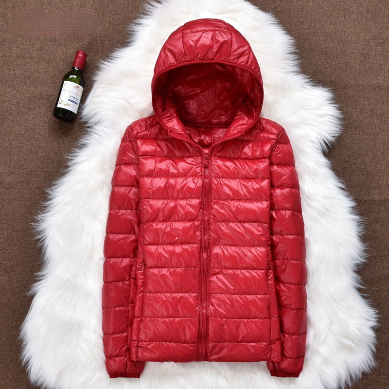 Women Ultralight Thin Down Jacket 90% White Duck Down Hooded Jackets Warm Coat Parka Female Portable Outwear