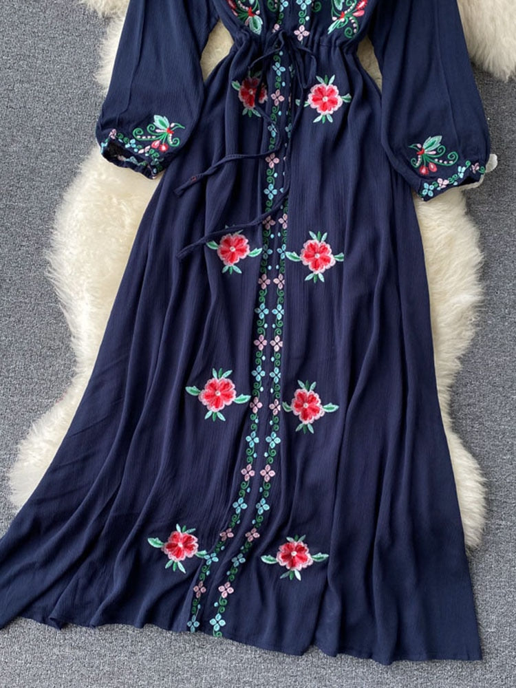 Women's Dress Travel Photography Holiday Long Dress New Retro Ethnic Style Embroidered V-neck Lantern Sleeve Dress