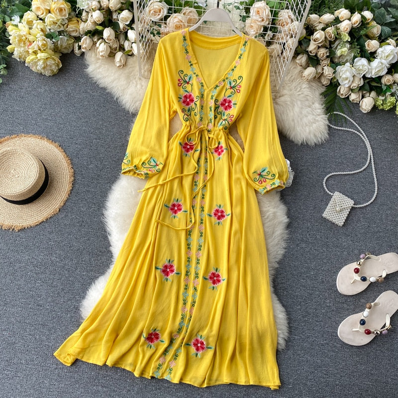 Women's Dress Travel Photography Holiday Long Dress New Retro Ethnic Style Embroidered V-neck Lantern Sleeve Dress