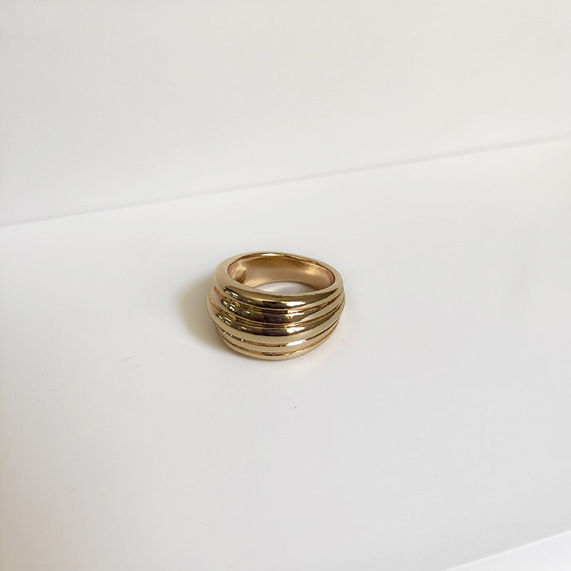 Peri'sBox 4 Designs Irregular Croissants Rings Chunky Circle Geometric Rings for Women Textured Minimalist Rings