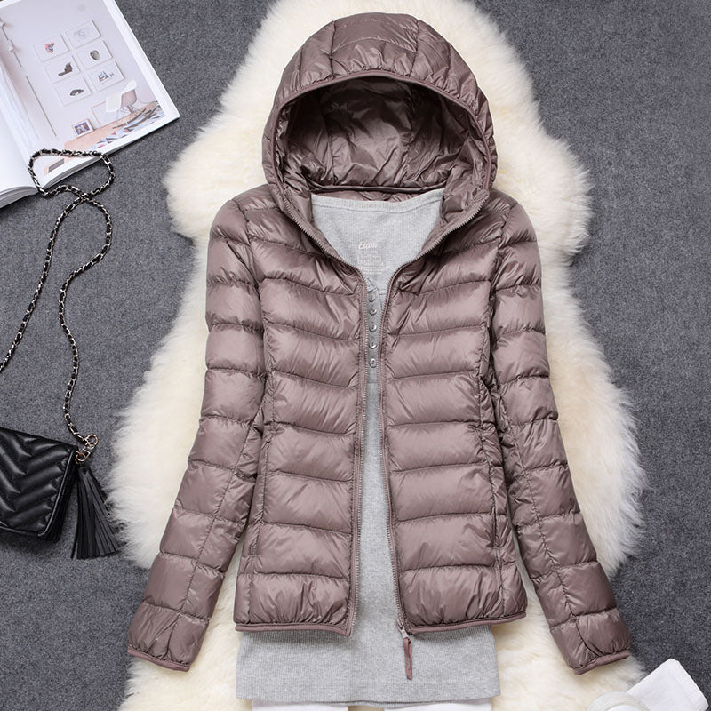 Women Ultralight Thin Down Jacket 90% White Duck Down Hooded Jackets Warm Coat Parka Female Portable Outwear