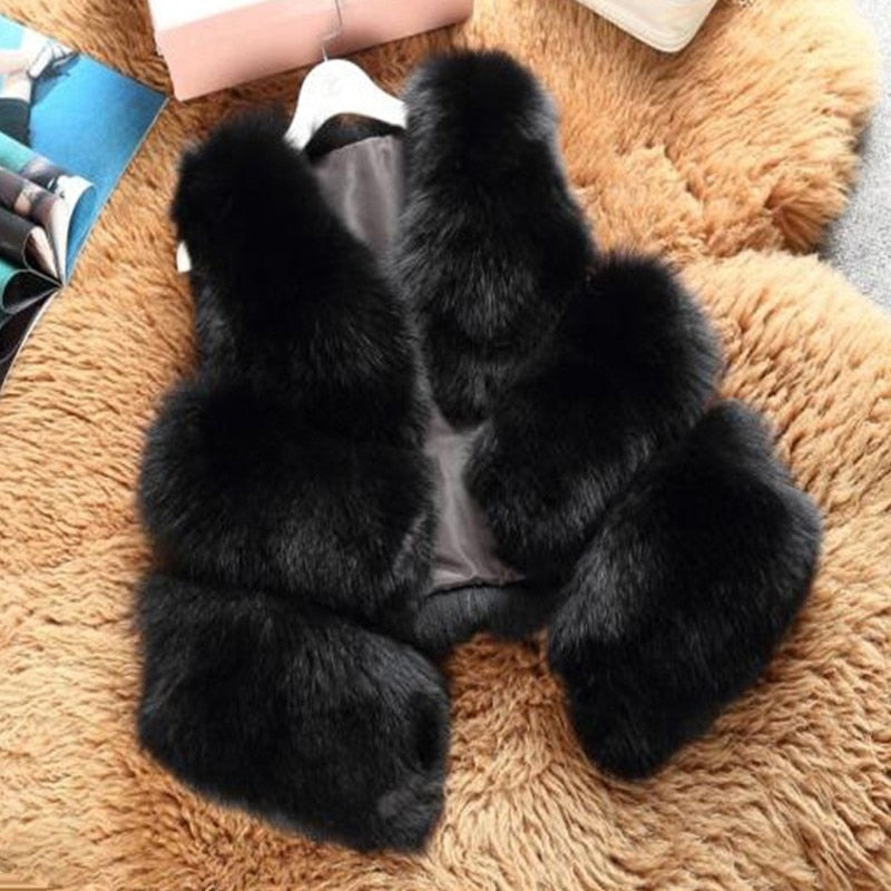 Autumn Winter Thick Warm Faux Fox Fur Vest Women High Quality Fashion V-Neck Short Fur Coat Female Fur Waistcoat