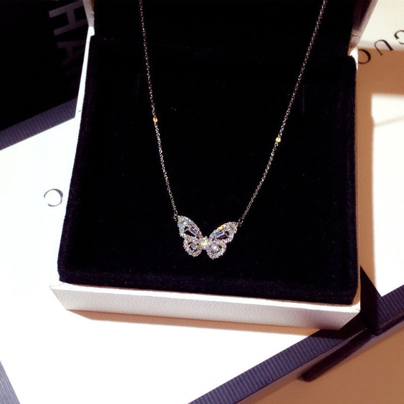 Butterfly Pendant Necklaces for Women Female Shiny Crystal Chokers Necklace Wedding Valentine Gift