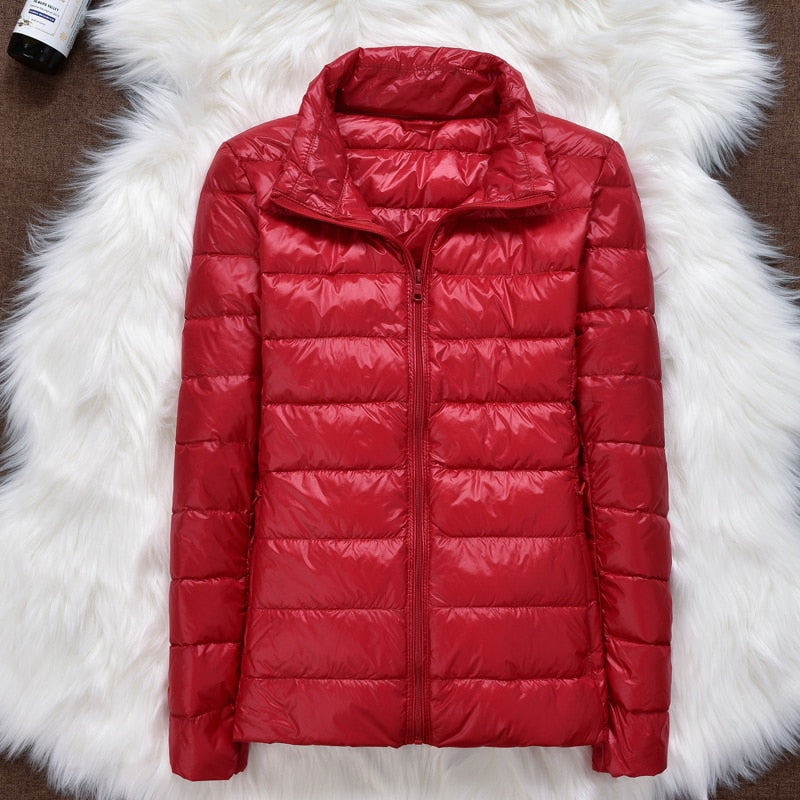 Women Ultralight Thin Down Jacket 90% White Duck Down Hooded Jackets Warm Coat Parka Female Portable Outwear