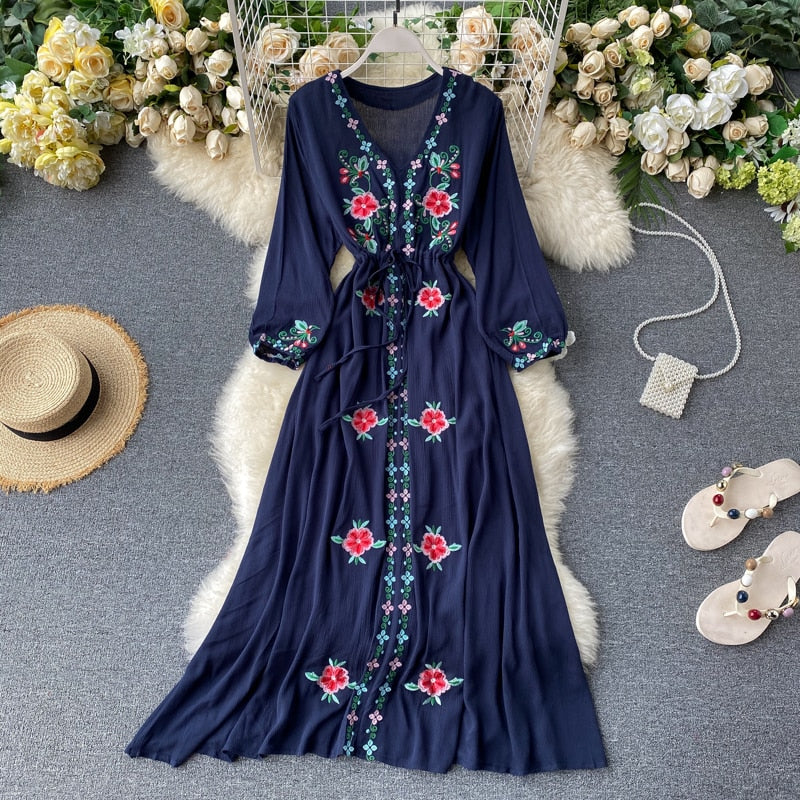 Women's Dress Travel Photography Holiday Long Dress New Retro Ethnic Style Embroidered V-neck Lantern Sleeve Dress