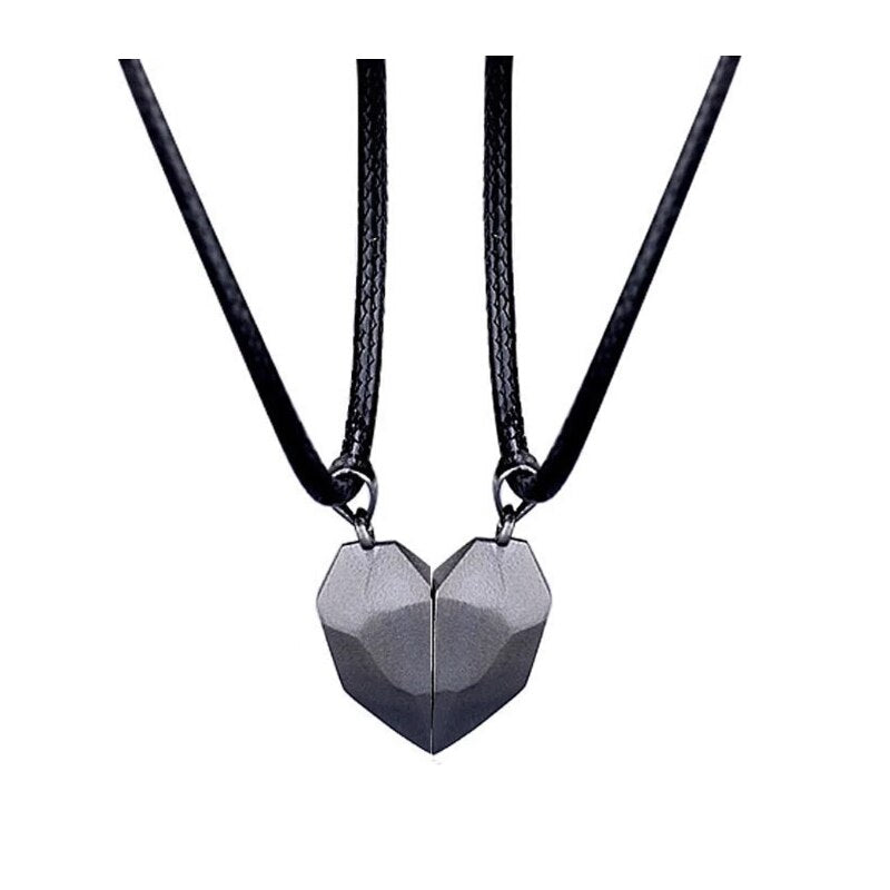 Exquisite Heart Shaped Pendant Necklace for Women Men Lover Fashion Affectionate Hug Couple Necklace Love witness Jewelry